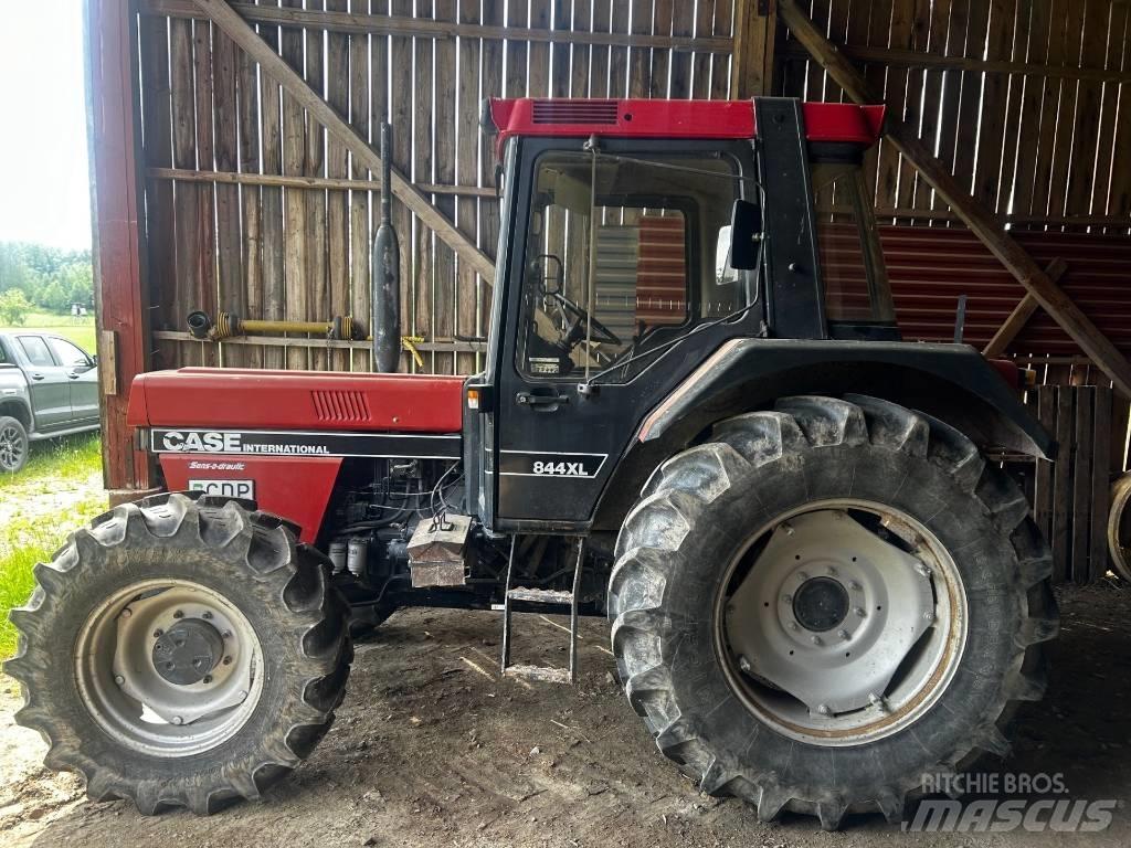 CASE 844 XL Traktorer