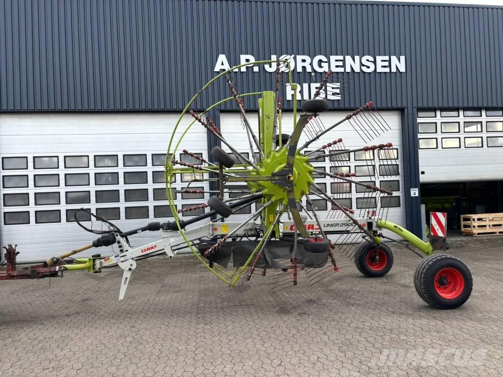 CLAAS Liner 2900 Vändare och luftare