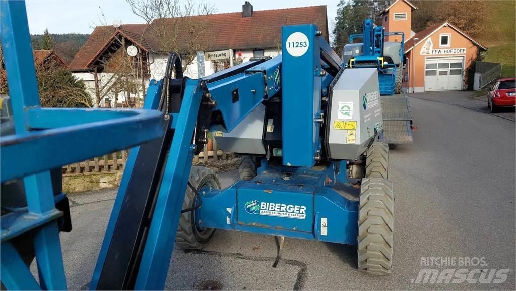 JLG H340AJ Bomliftar