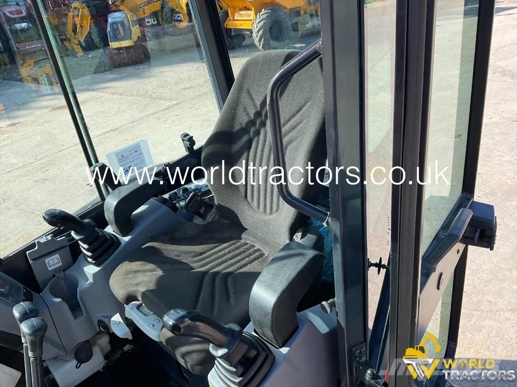 Kubota U 27-4 Minigrävare < 7t