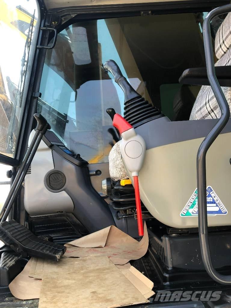 Komatsu 450 Bandgrävare