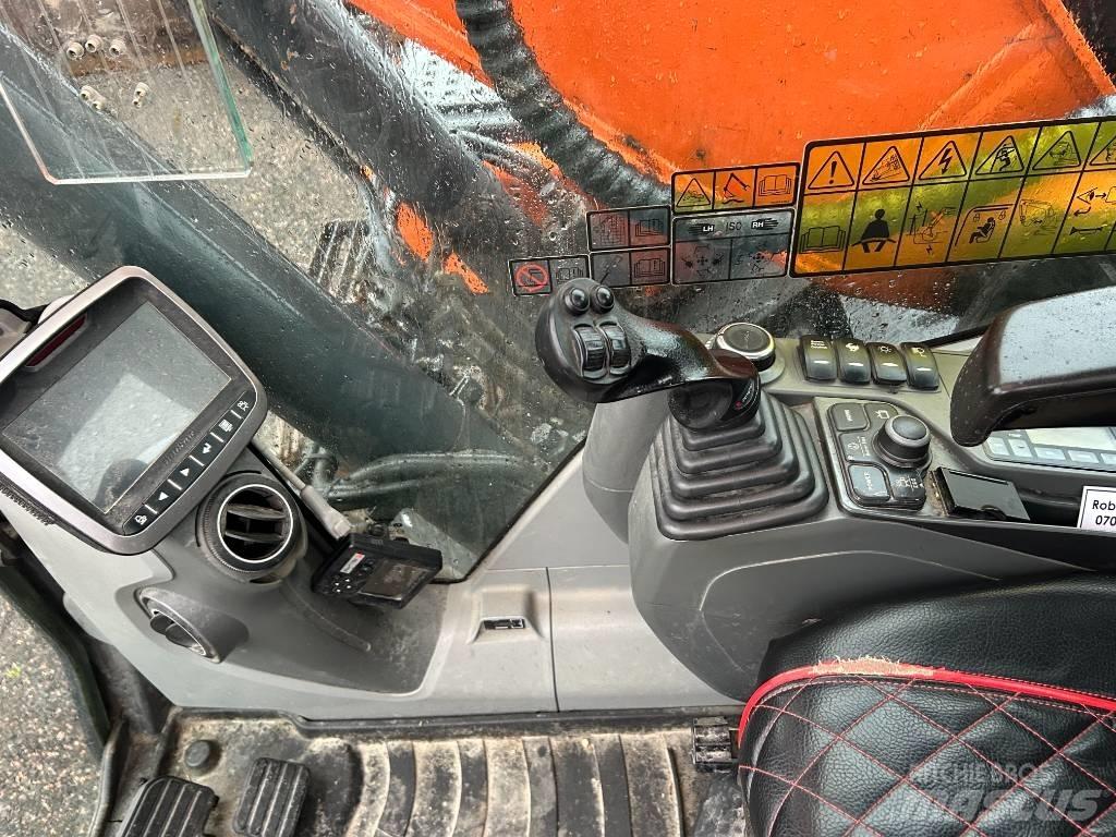 Doosan DX 235 LC-5 Bandgrävare