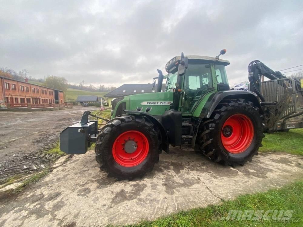Fendt 716 Traktorer