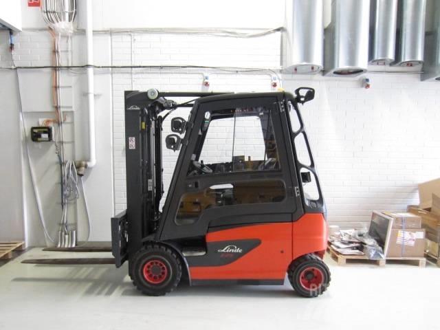 Linde E25 Elmotviktstruckar