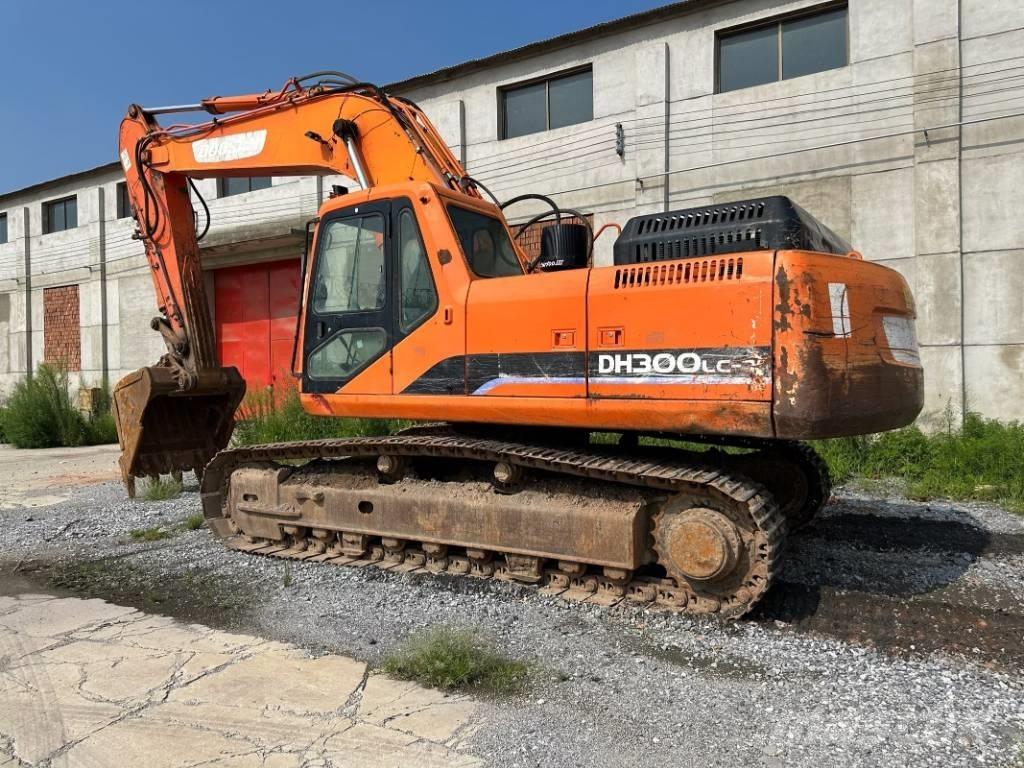 Doosan DH300 Bandgrävare