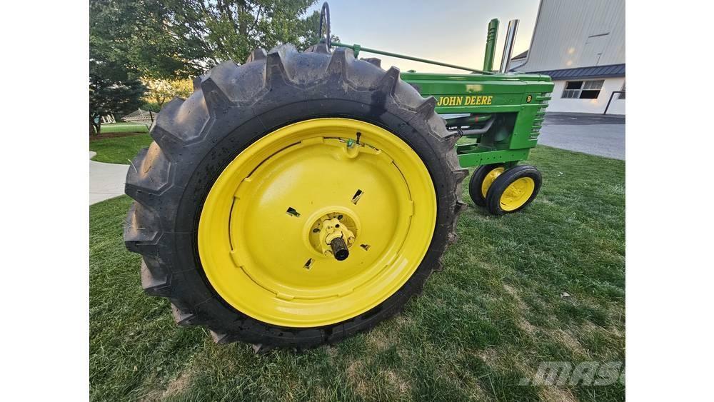 John Deere B Grävmaskiner