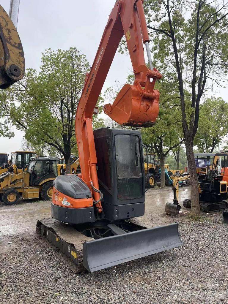 Hitachi 55 Minigrävare < 7t
