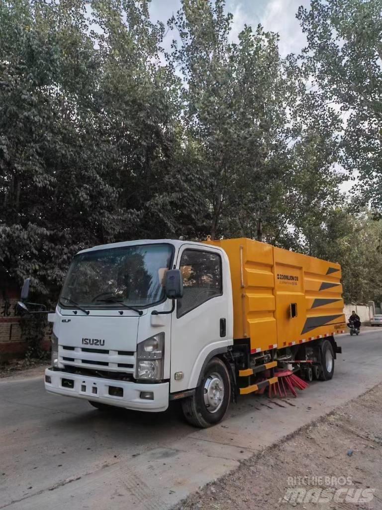 Isuzu ELF Sopmaskiner