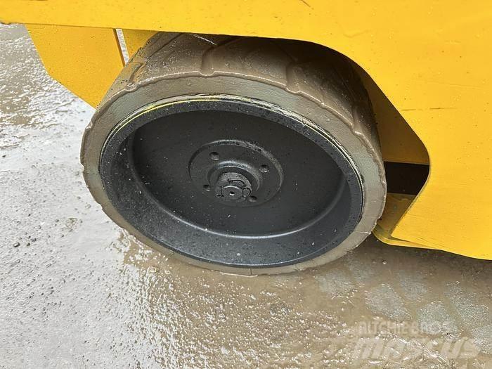 JCB S2632E Saxliftar