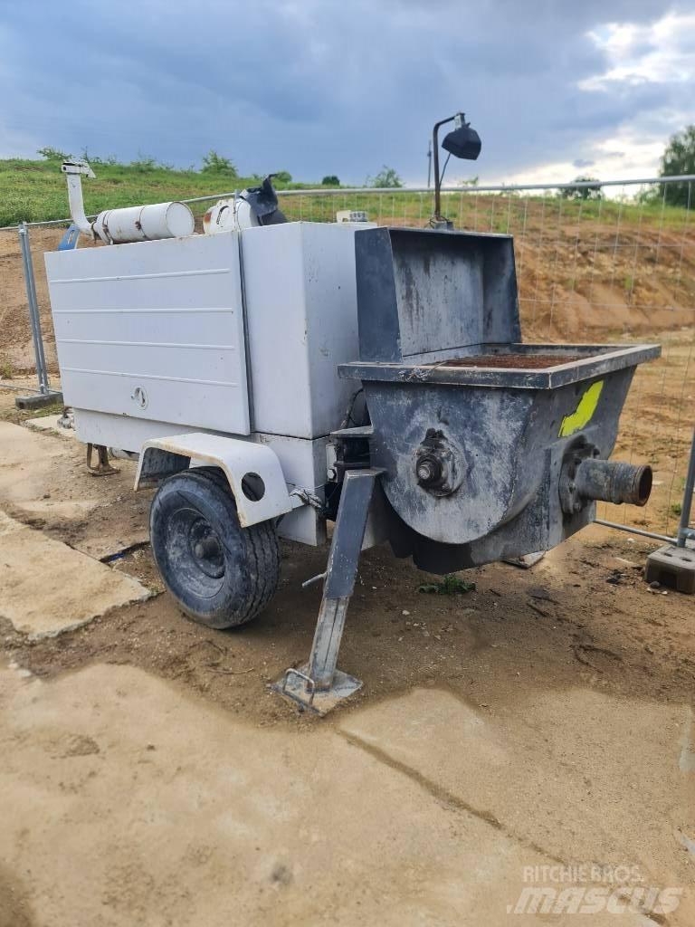  REED PUTZMEISTER M40 Lastbilar med betongpump