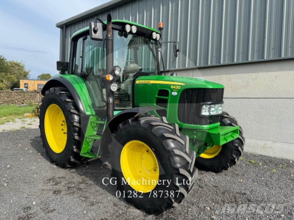 John Deere 6130 R Traktorer