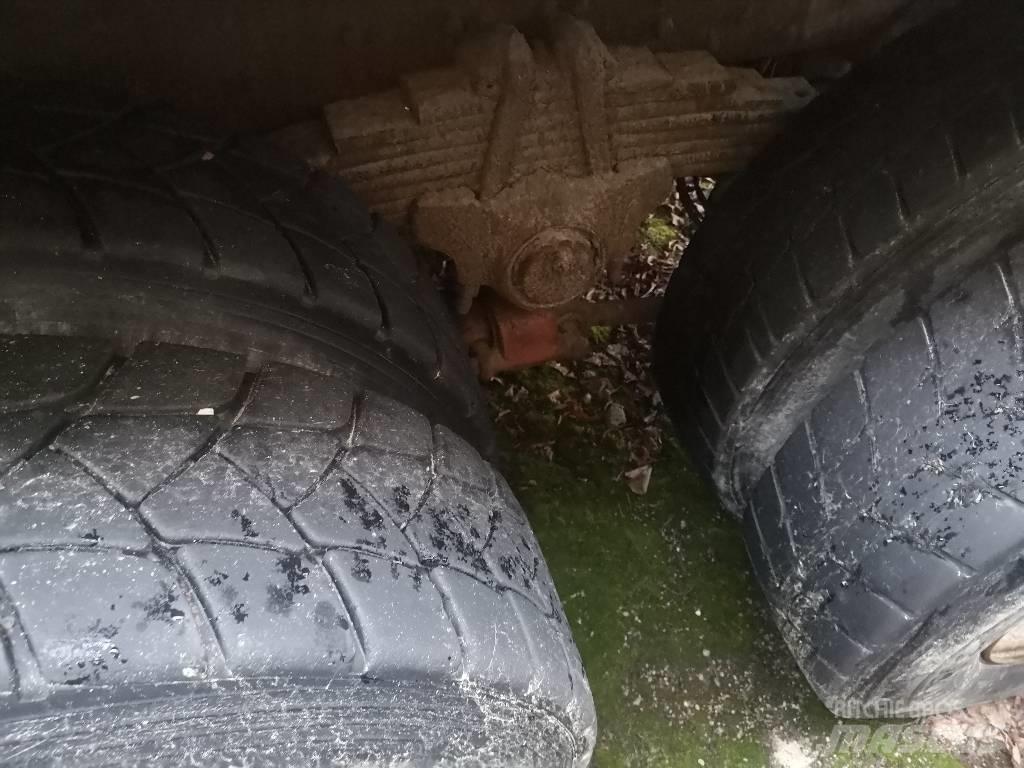 Iveco 260EH 6x6 Tippbilar
