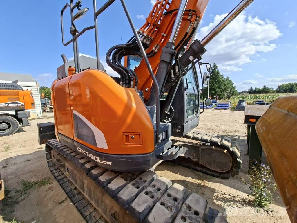 Doosan DX 140 LCR Bandgrävare