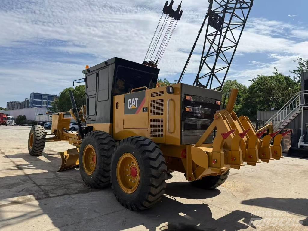 CAT 140 H Väghyvlar