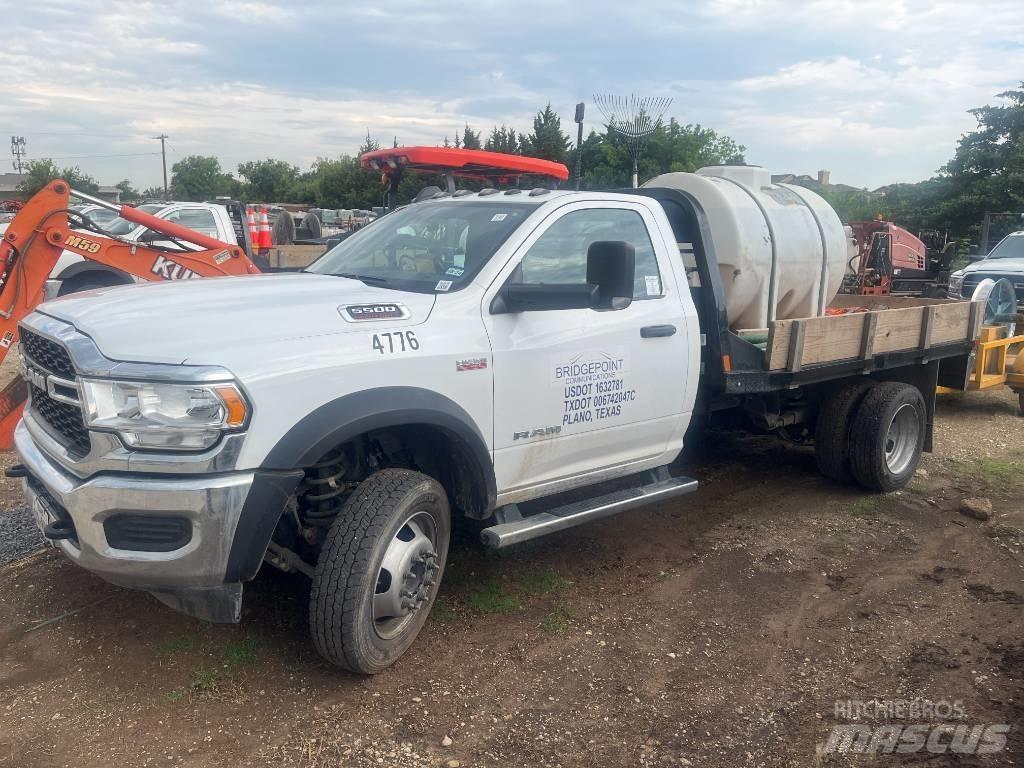 RAM 5500 Flakbilar