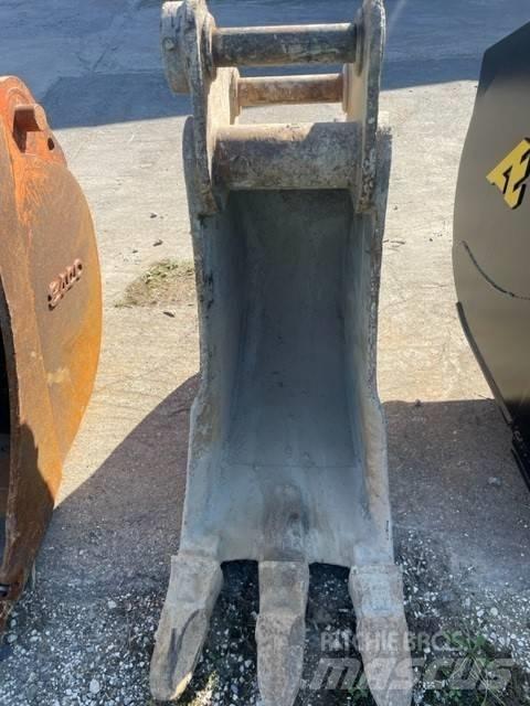 Doosan DX255LC-5 Bandgrävare