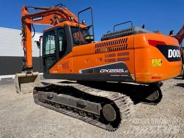 Doosan DX255LC-5 Bandgrävare