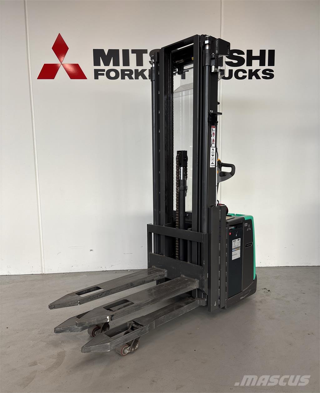 Mitsubishi SBV16PI Staplare