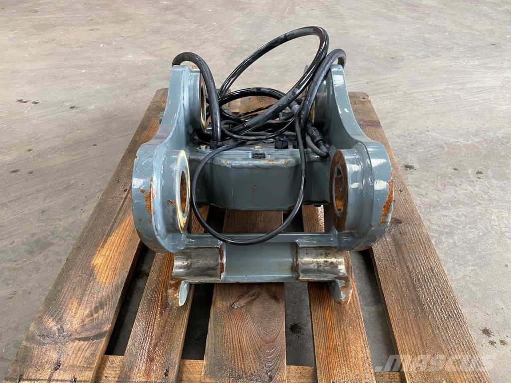 Liebherr SW33 Redskapsfäste/ adaptrar