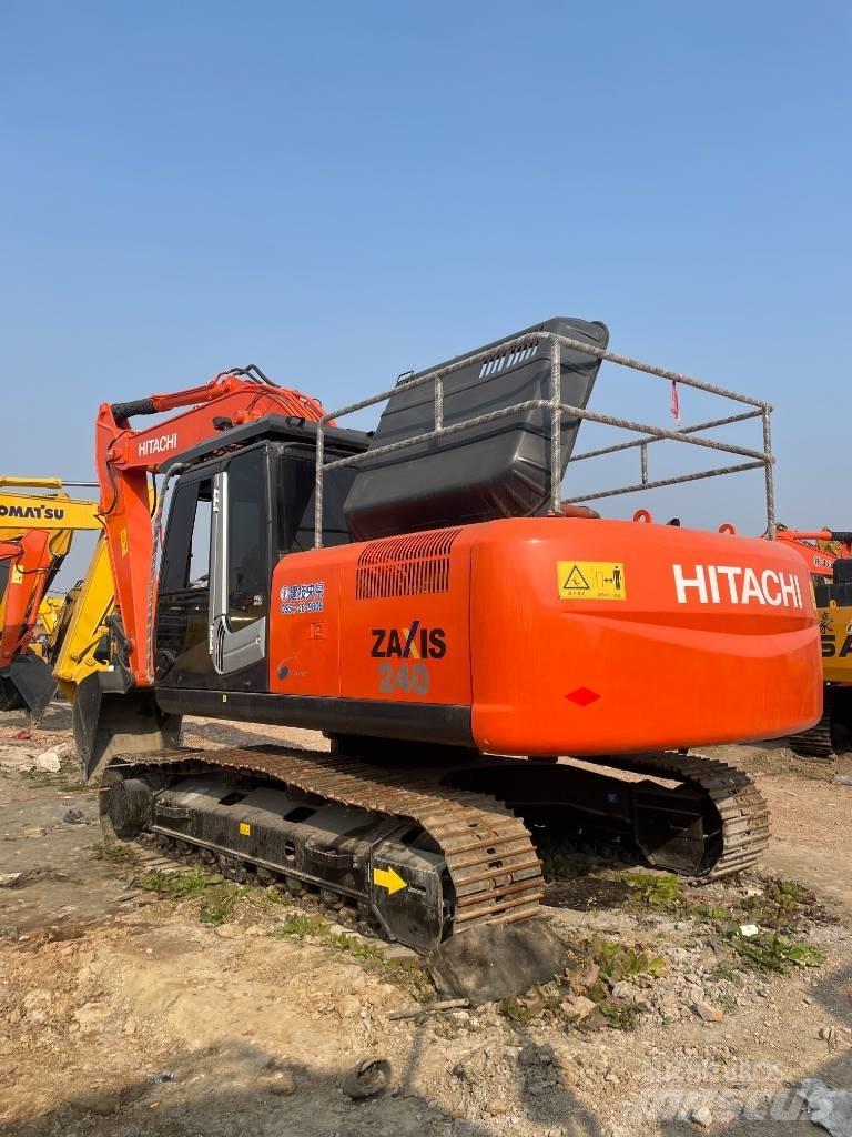 Hitachi ZX 240 Bandgrävare