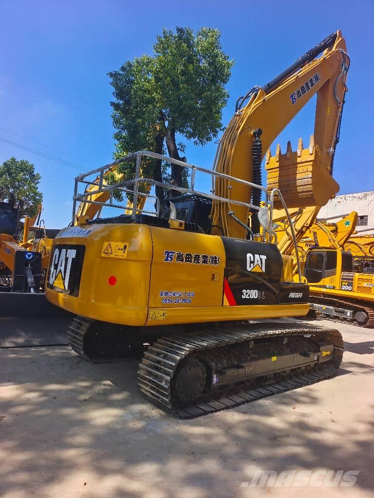 CAT 320DL Bandgrävare