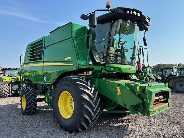 John Deere T 550 Skördetröskor