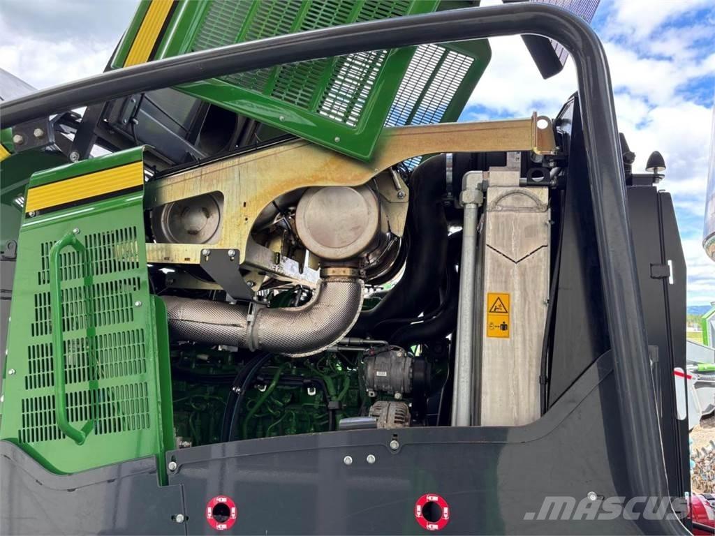 John Deere 1270 G Skördare