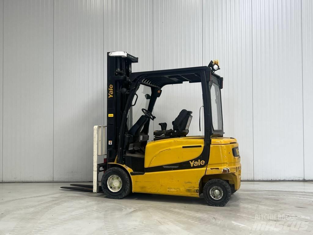 Yale ERP30VL Elmotviktstruckar