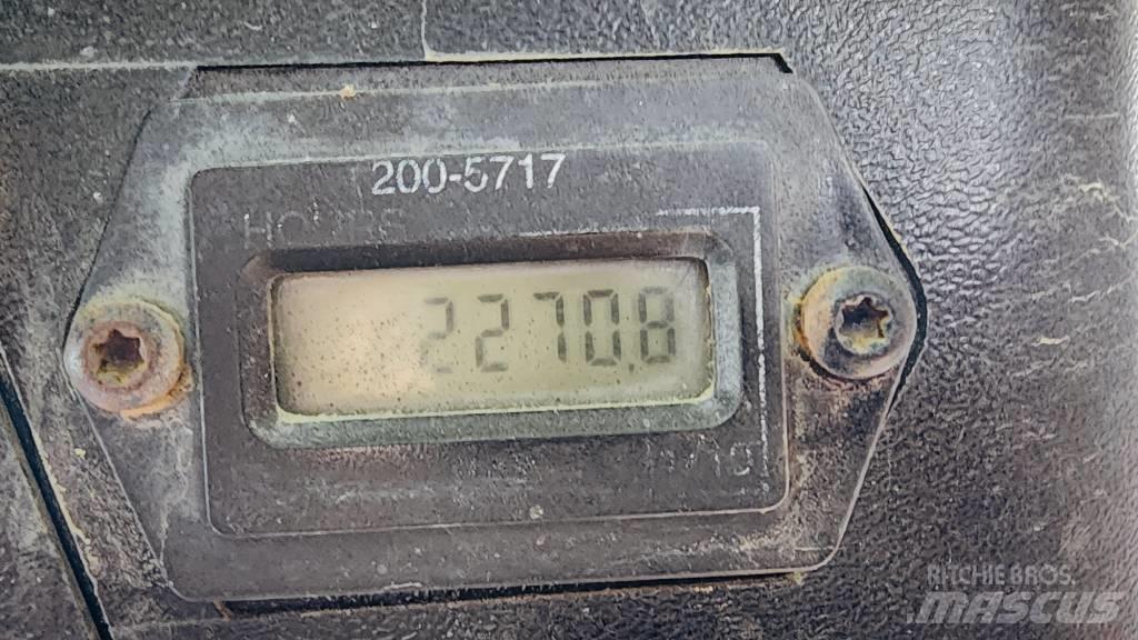 CAT 257 B Kompaktlastare