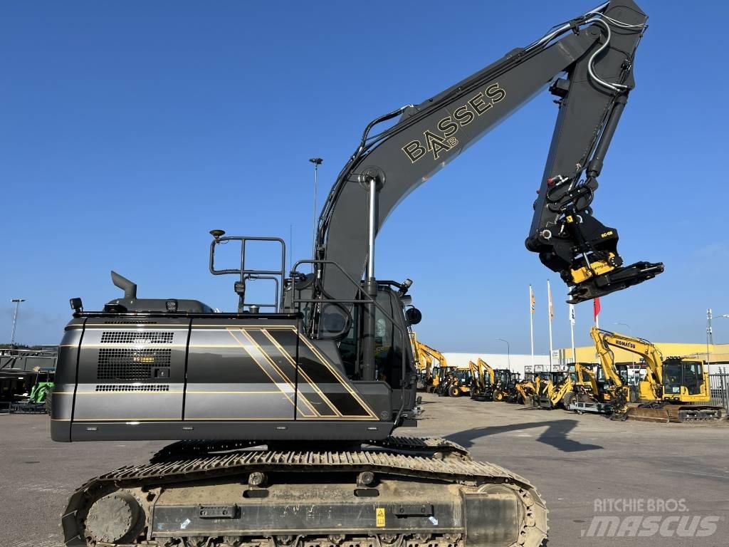 CASE CX 210 E Bandgrävare