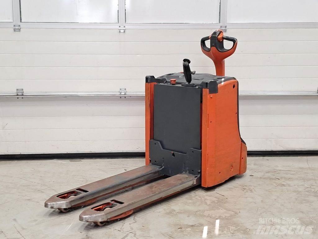 Linde T16L Låglyftare utan plattform