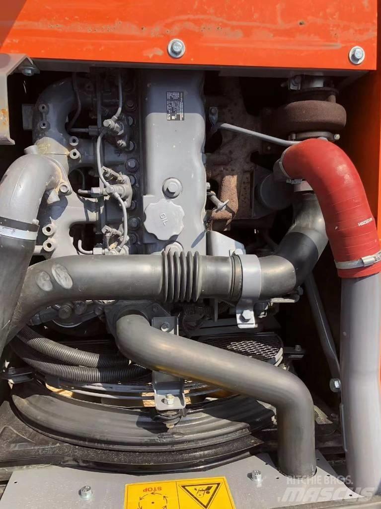 Hitachi ZX 120 Bandgrävare