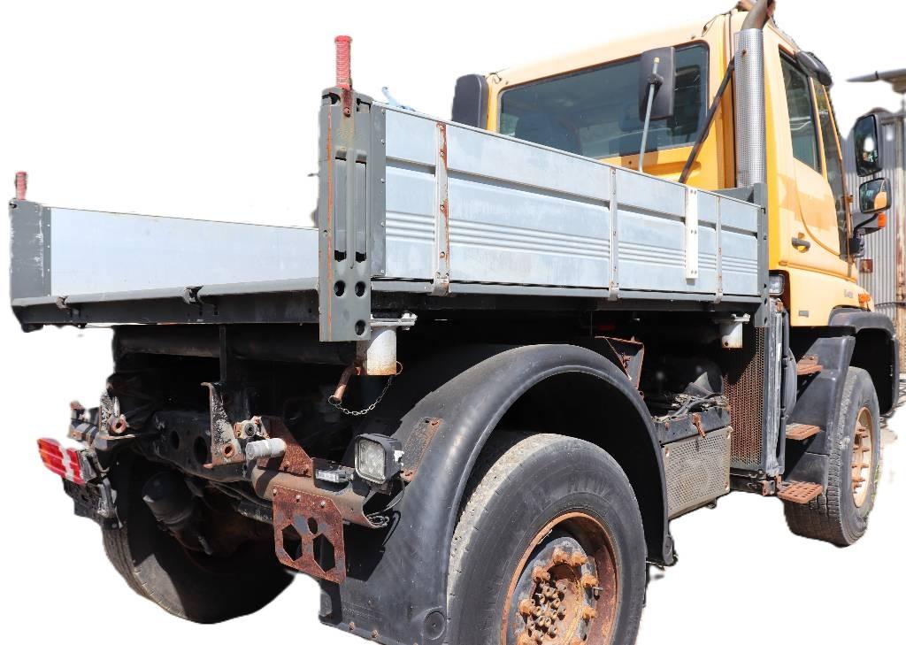 Unimog U400 Flakbilar