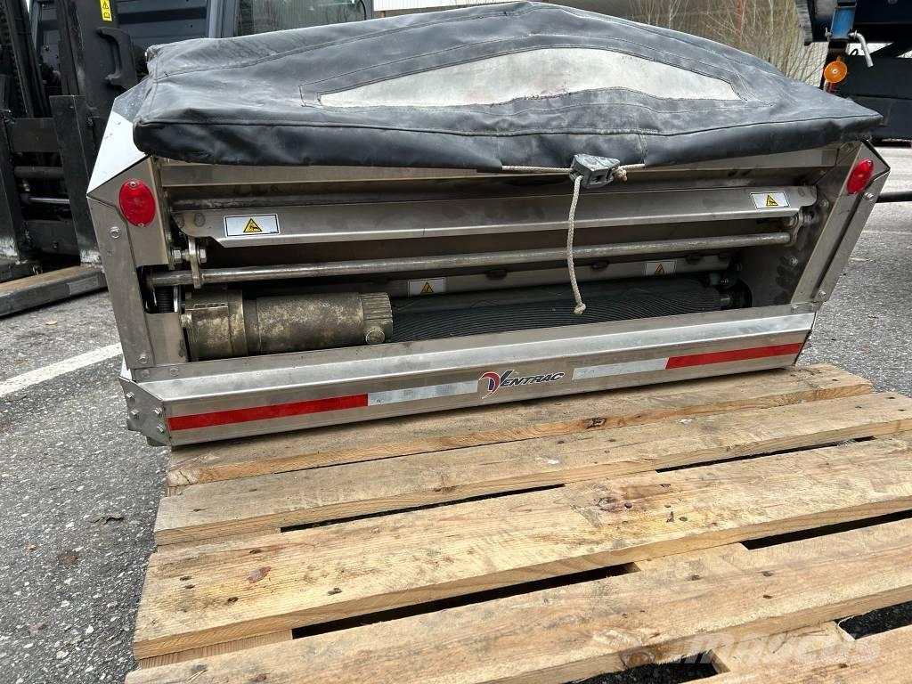 Ventrac SA250 Saltspridare