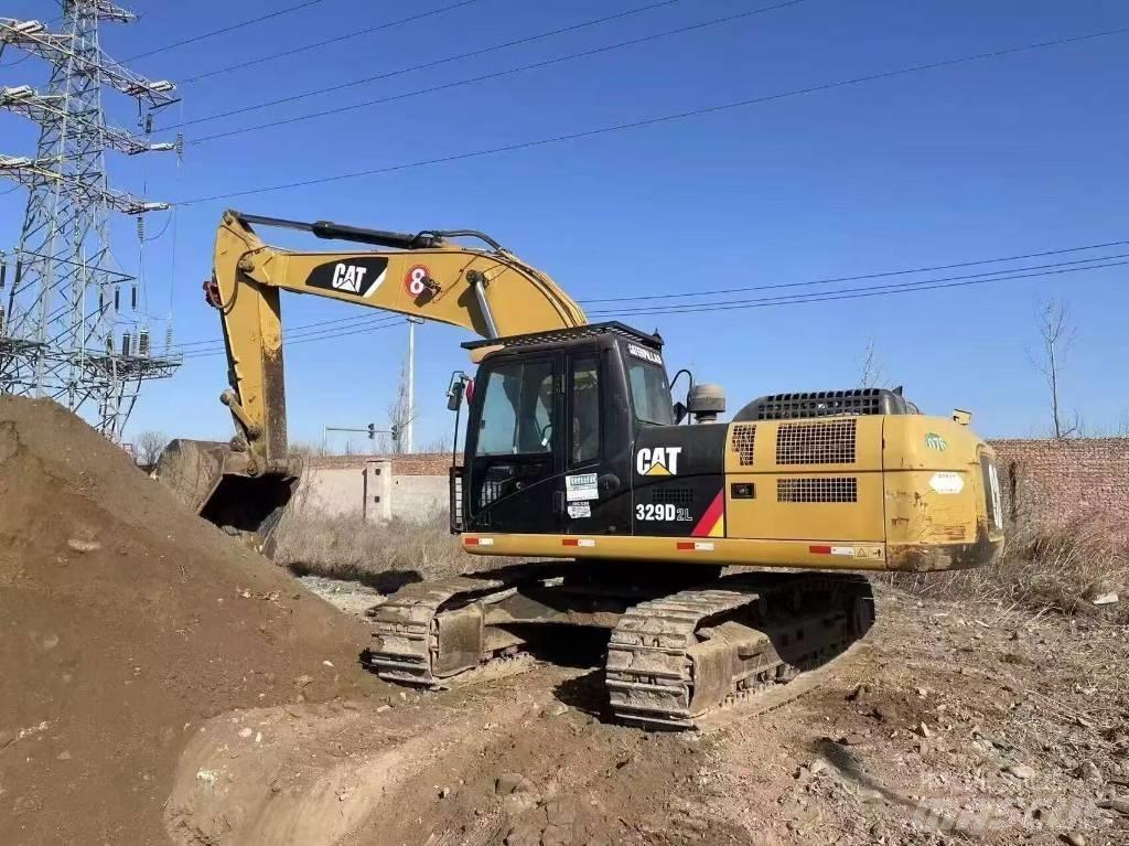 CAT 329 D2 Bandgrävare