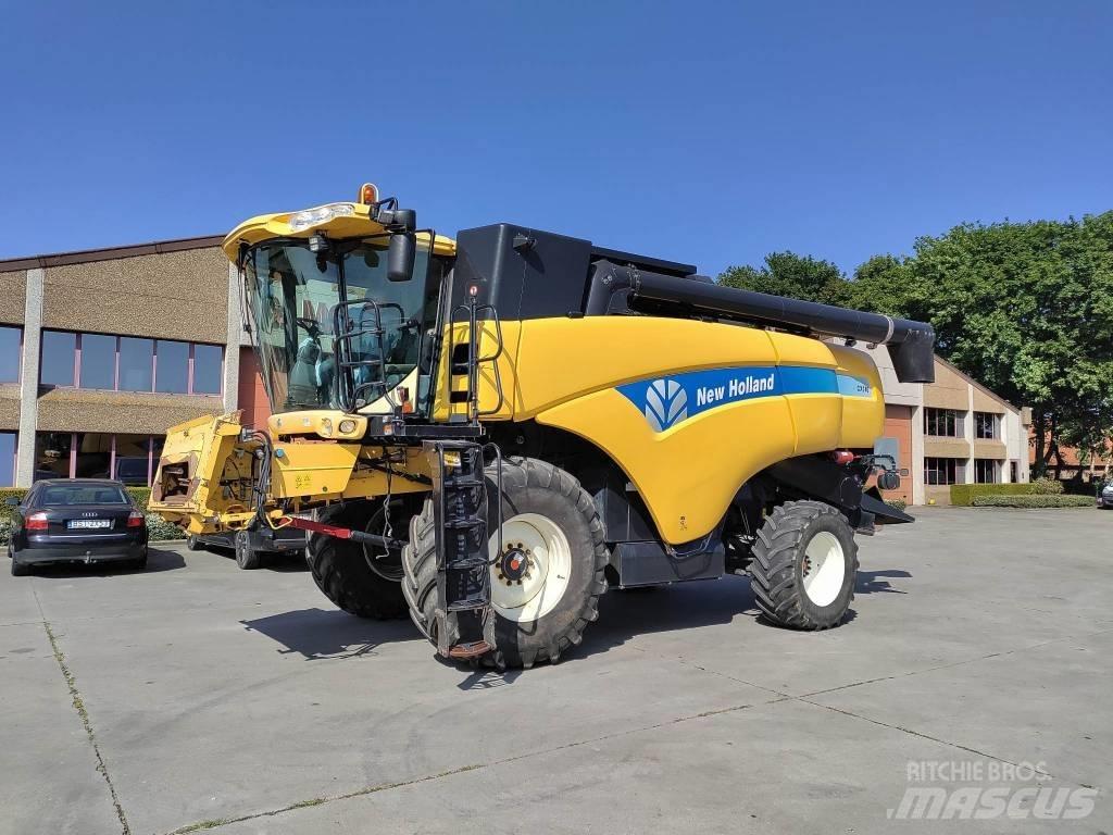 New Holland CX 760 Skördetröskor
