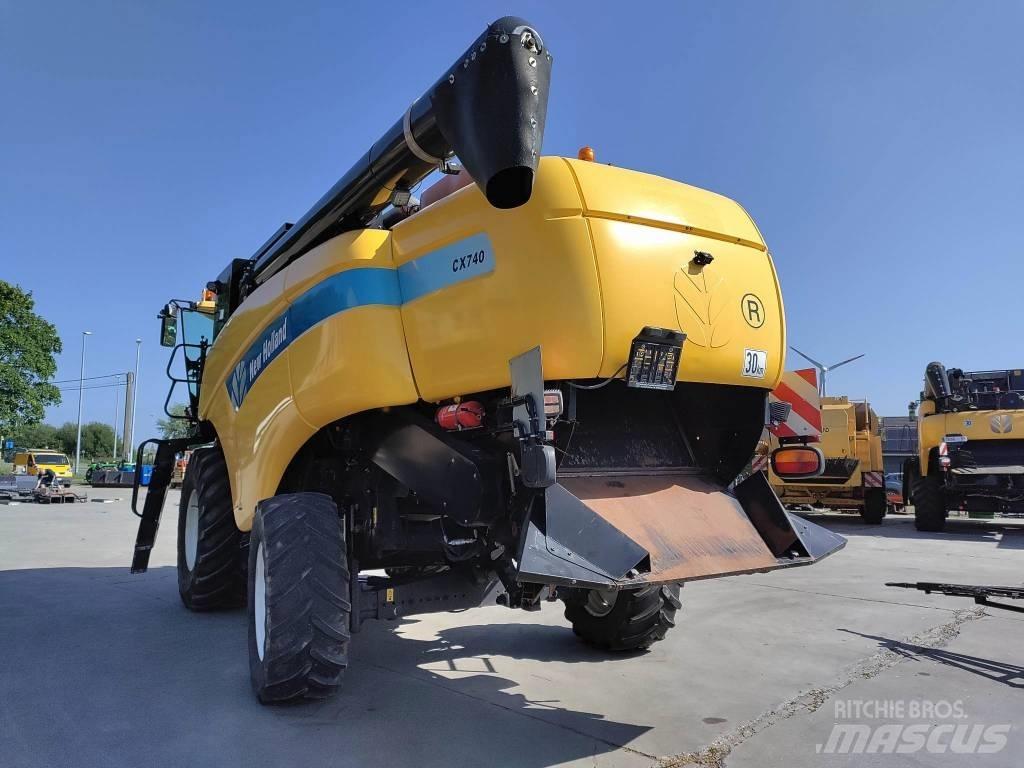 New Holland CX 760 Skördetröskor