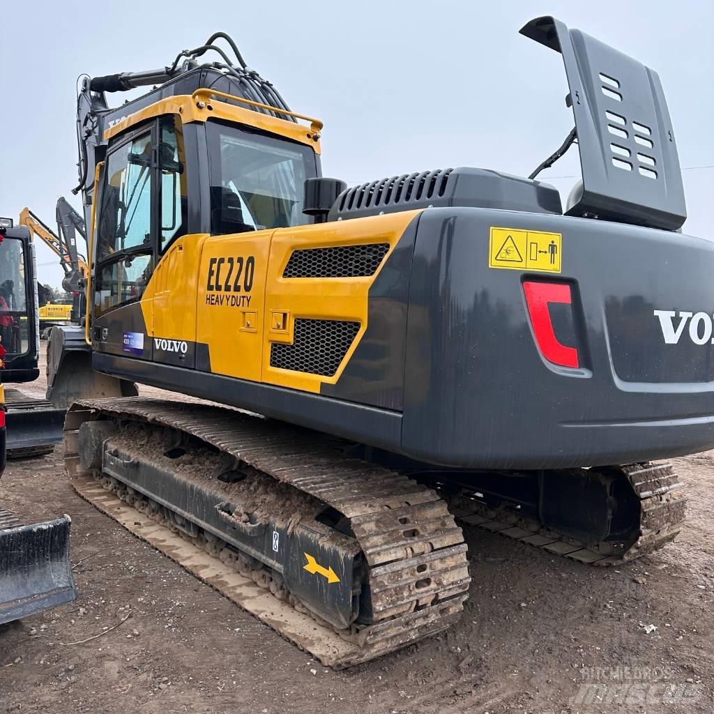 Volvo EC 220 DL Bandgrävare