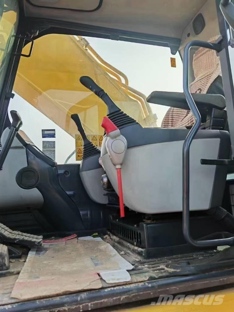 Komatsu 400-8R Bandgrävare