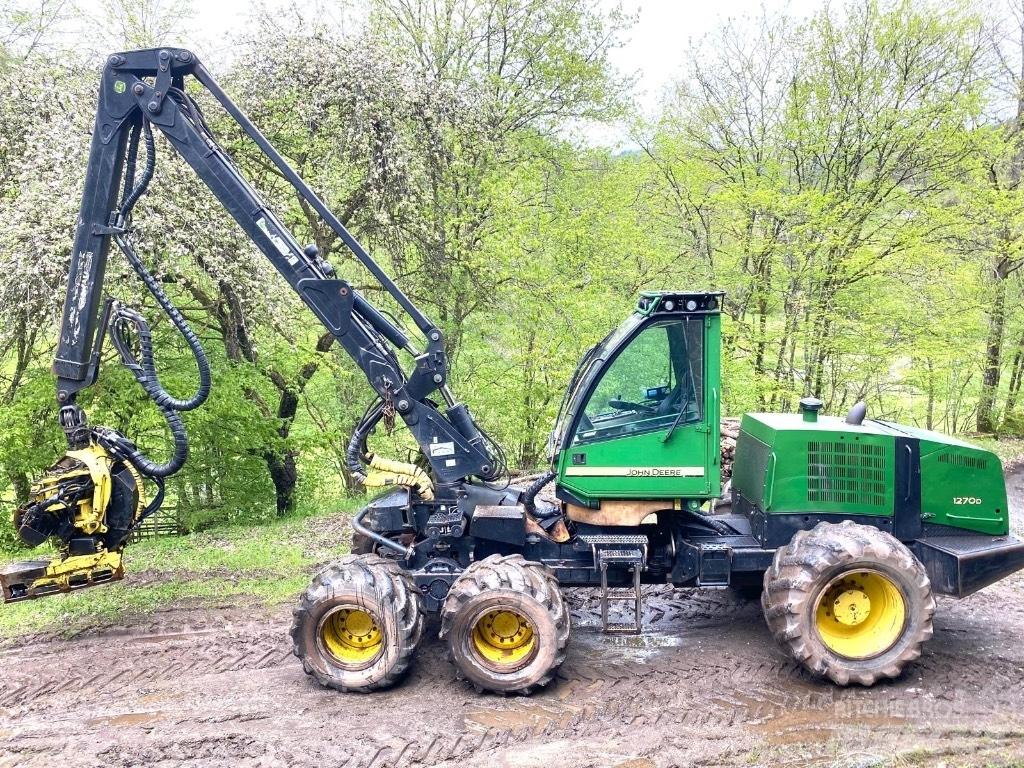 John Deere 1270 D Skördare