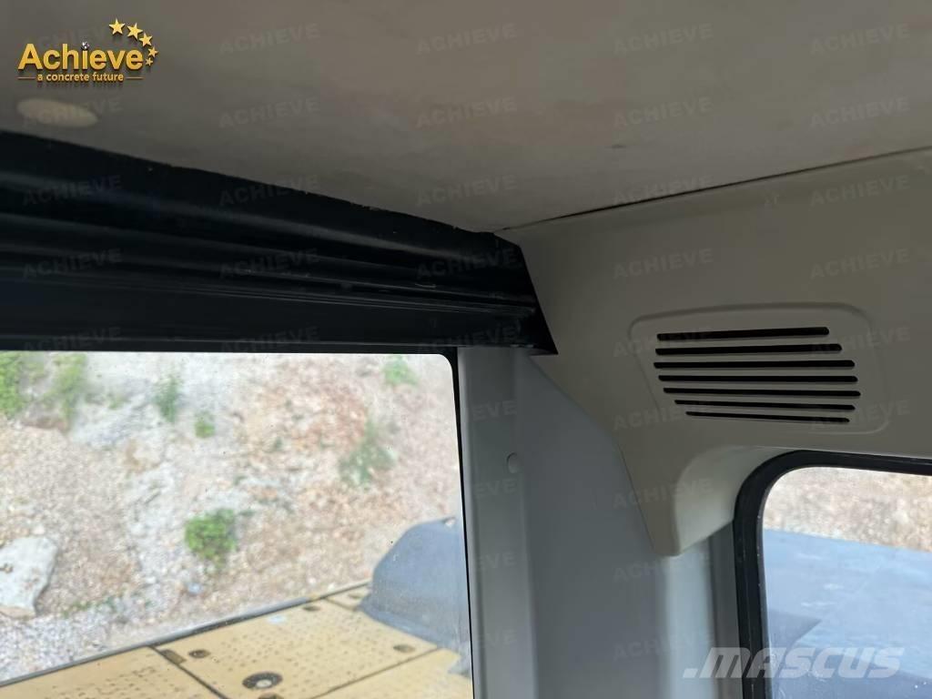 CAT 318DL Bandgrävare