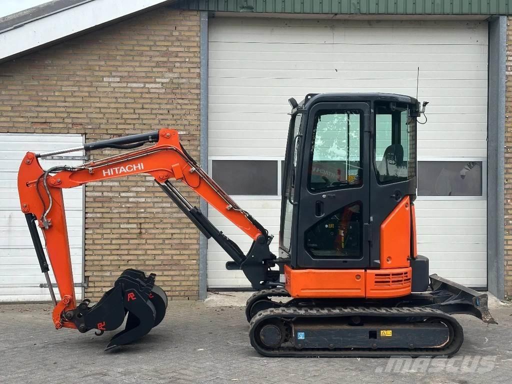 Hitachi ZX26U-6CR Minigrävare < 7t