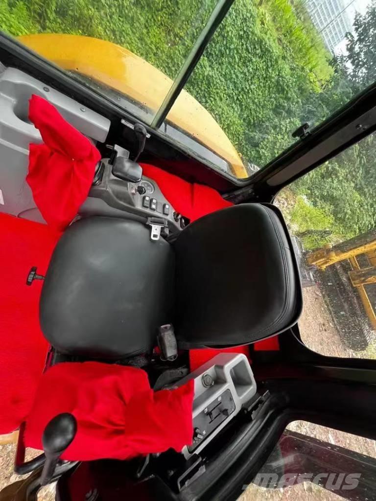 CAT 305 C CR Minigrävare < 7t