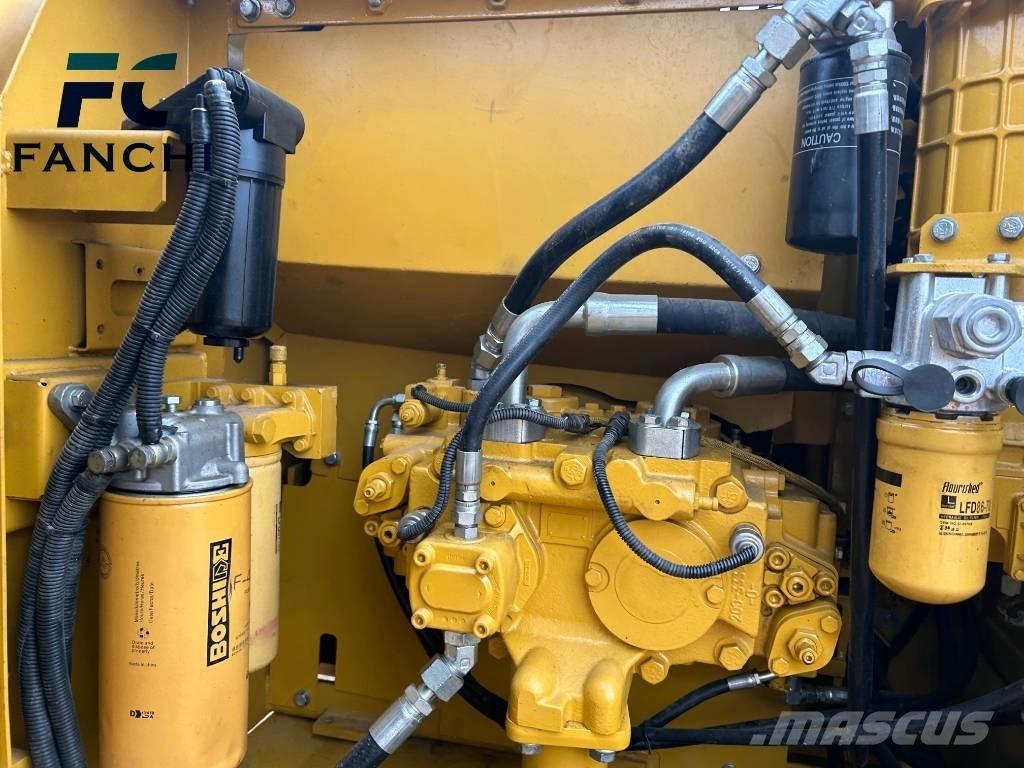 CAT 320d2 Bandgrävare