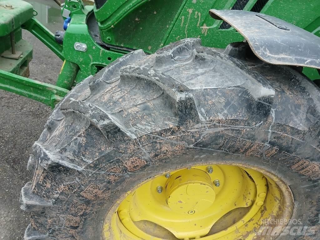 John Deere 6130M Traktorer