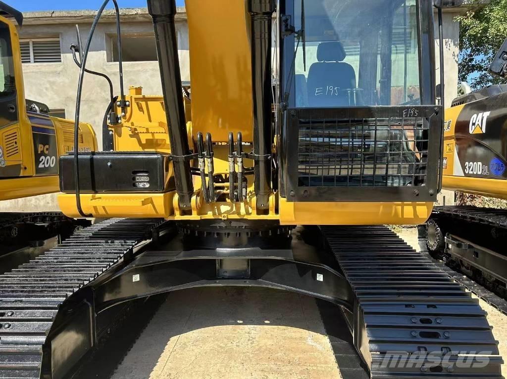 CAT 320 D Bandgrävare