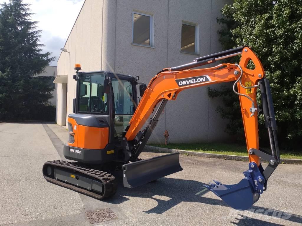 Develon DX 35 Z-7 Minigrävare < 7t