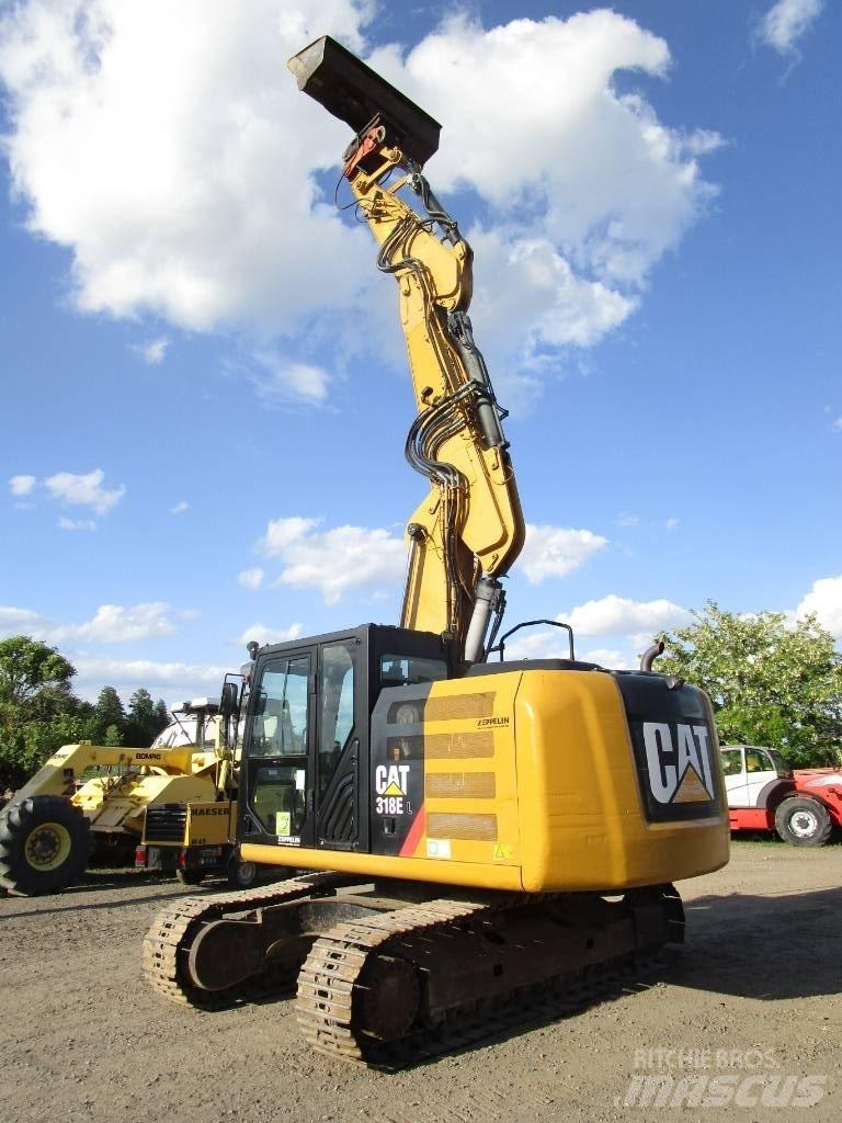 CAT 318 E L Bandgrävare