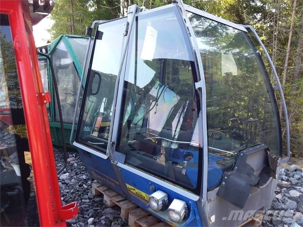 Rottne F18 Hytter och interiör