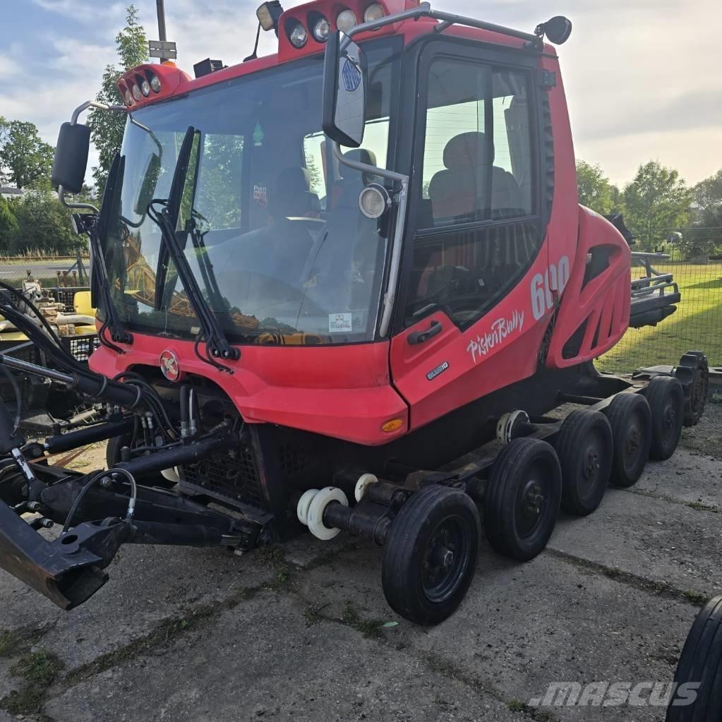 Kässbohrer PB 600 Snöplogar